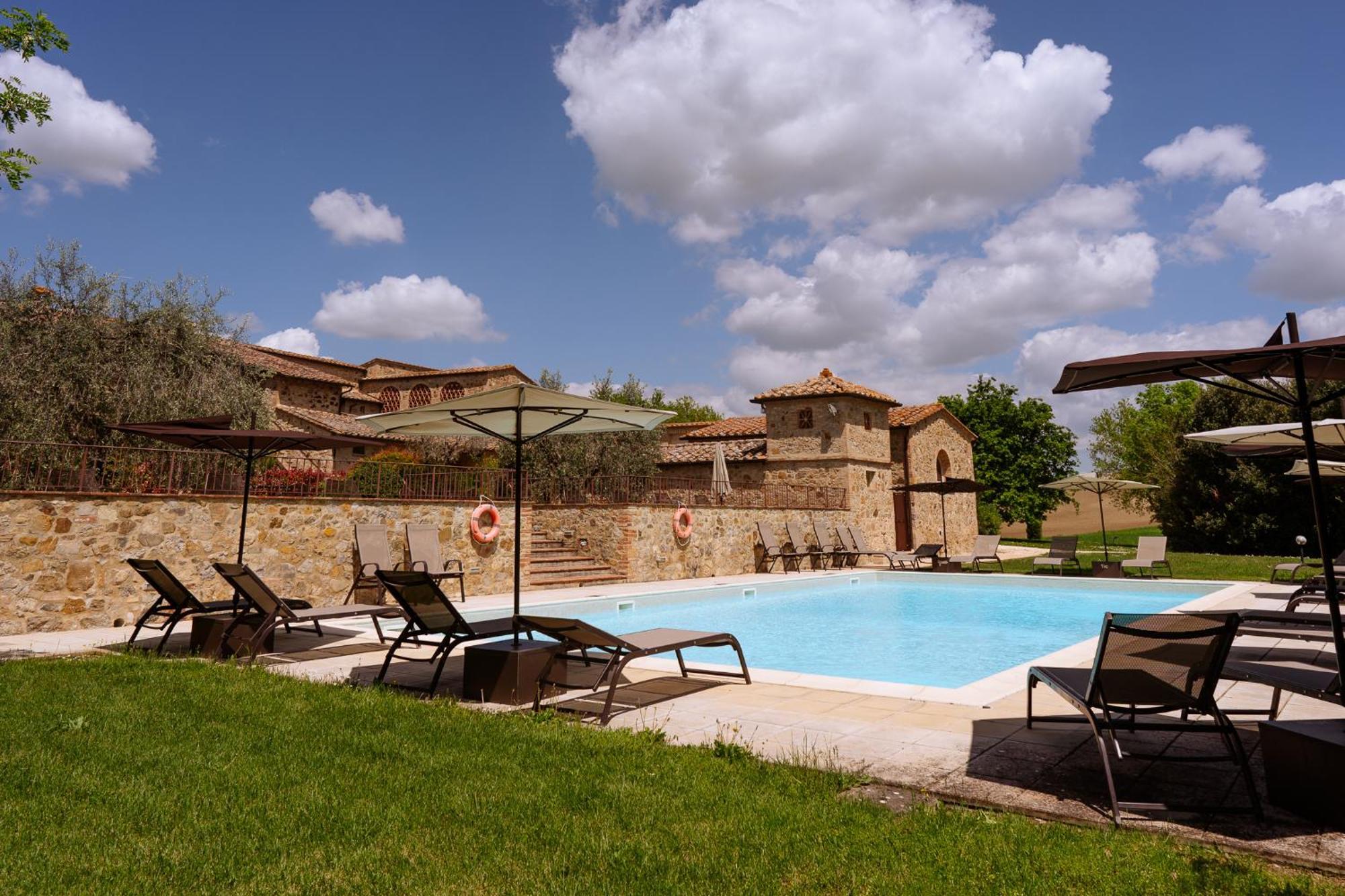 Villa Le Beringhe - Wine Pool & Relax Коле Вал д'Елза Екстериор снимка
